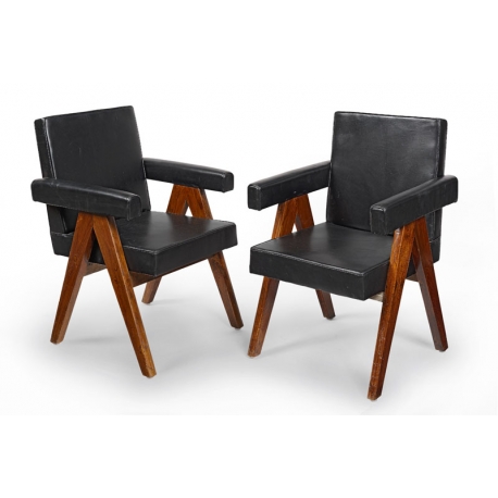 Pierre JEANNERET. Armchair known as "Committee chair" in solid teak and leather