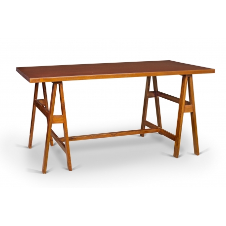 Pierre JEANNERET. Bureau en teck massif et placage de teck.