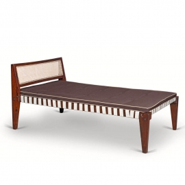 Teak bed