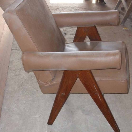 Pierre JEANNERET. Armchair known as "Committee chair" in solid teak and leather