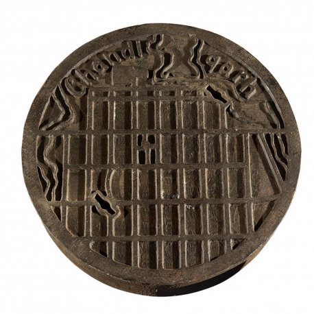 Charles Edouard JEANNERET aka LE CORBUSIER. Manhole cover.