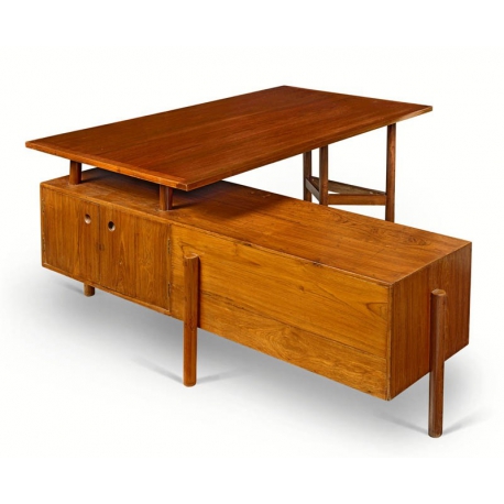 Pierre JEANNERET. Bureau en teck.